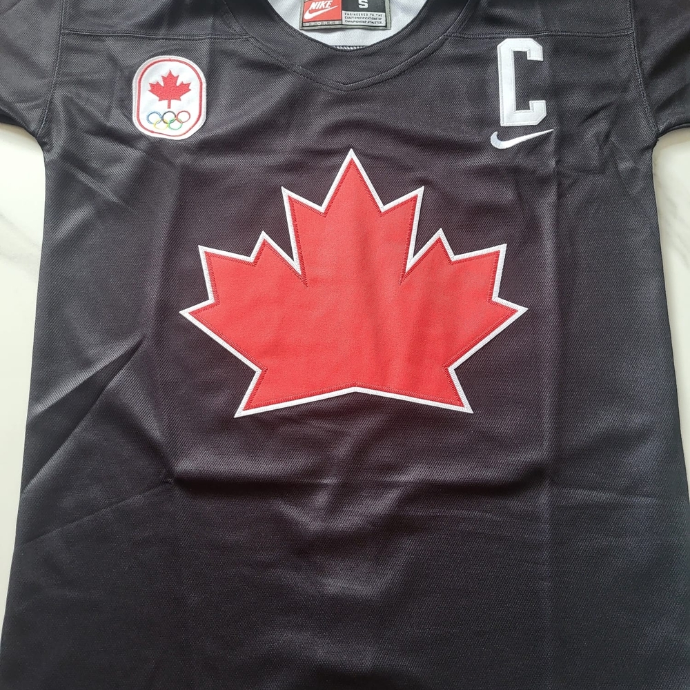Poulin Nike Black Team Canada Jersey